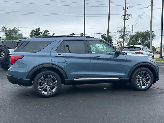 new 2025 Ford Explorer car, priced at $48,200