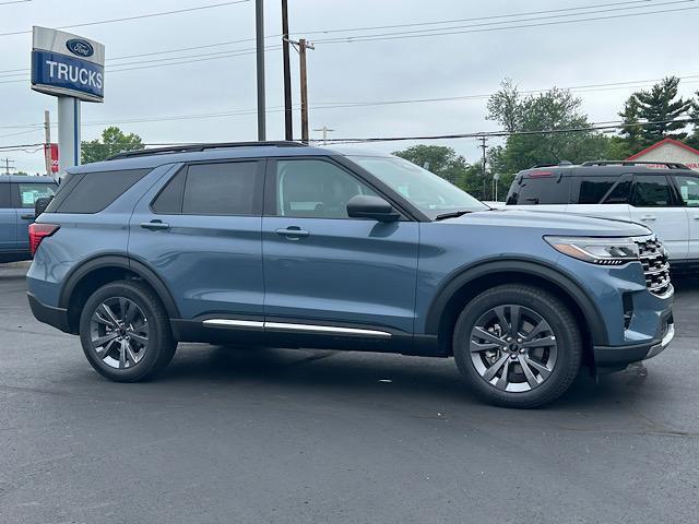 new 2025 Ford Explorer car, priced at $48,200