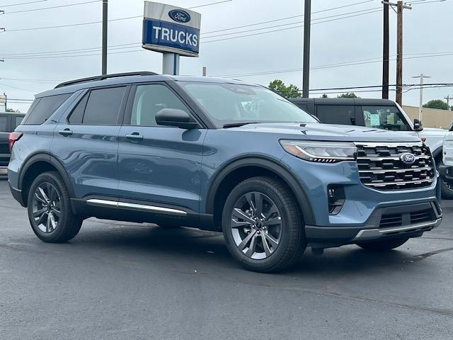 new 2025 Ford Explorer car, priced at $48,200