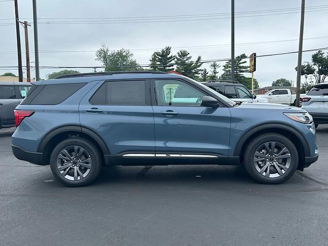 new 2025 Ford Explorer car, priced at $48,200