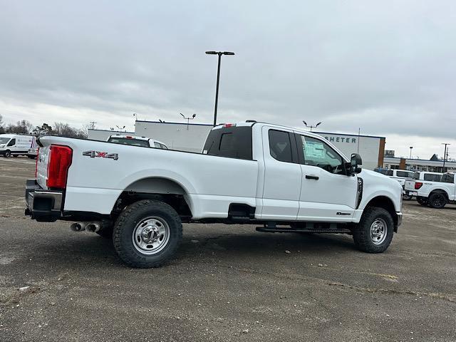 new 2025 Ford F-250 car, priced at $62,600