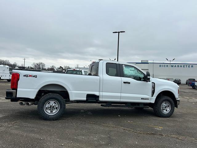 new 2025 Ford F-250 car, priced at $62,600