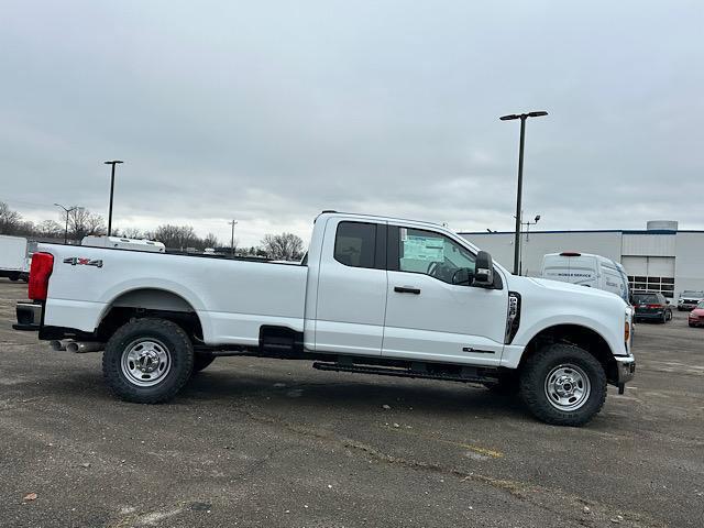 new 2025 Ford F-250 car, priced at $62,600