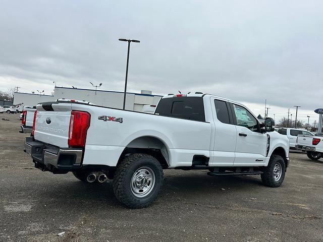 new 2025 Ford F-250 car, priced at $62,600