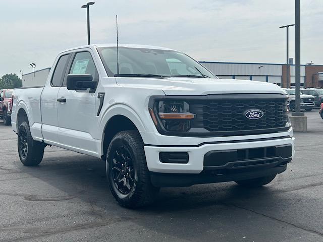 new 2025 Ford F-150 car, priced at $44,200