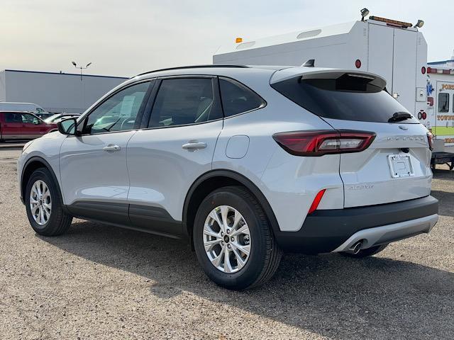 new 2025 Ford Escape car, priced at $29,900