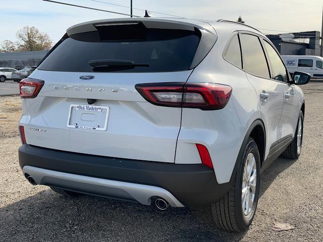 new 2025 Ford Escape car, priced at $29,900