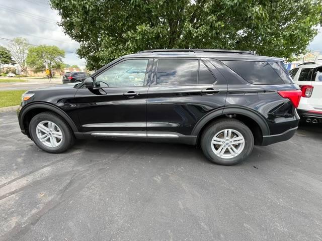 new 2024 Ford Explorer car, priced at $42,300