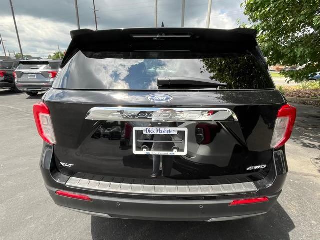 new 2024 Ford Explorer car, priced at $42,300