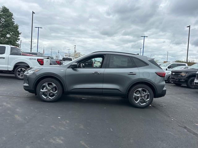 new 2025 Ford Escape car, priced at $30,900