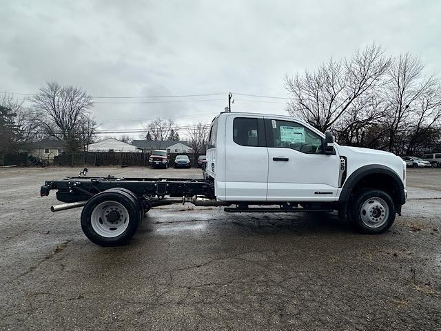 new 2024 Ford F-450 car, priced at $72,675