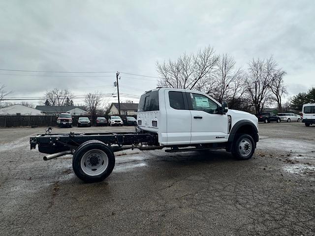 new 2024 Ford F-450 car, priced at $72,675