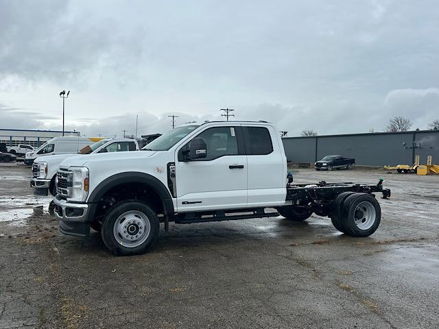 new 2024 Ford F-450 car, priced at $72,675