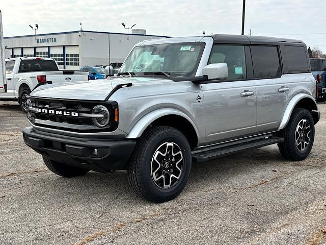 new 2024 Ford Bronco car, priced at $47,400