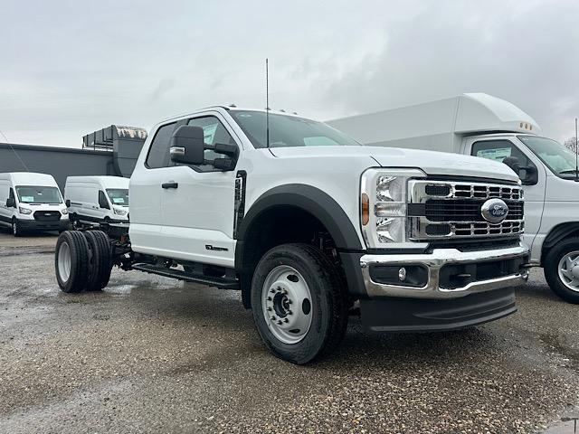 new 2024 Ford F-450 car, priced at $72,675