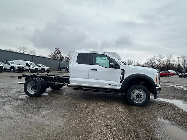 new 2024 Ford F-450 car, priced at $72,675