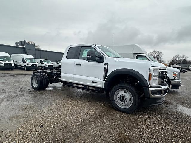 new 2024 Ford F-450 car, priced at $72,675