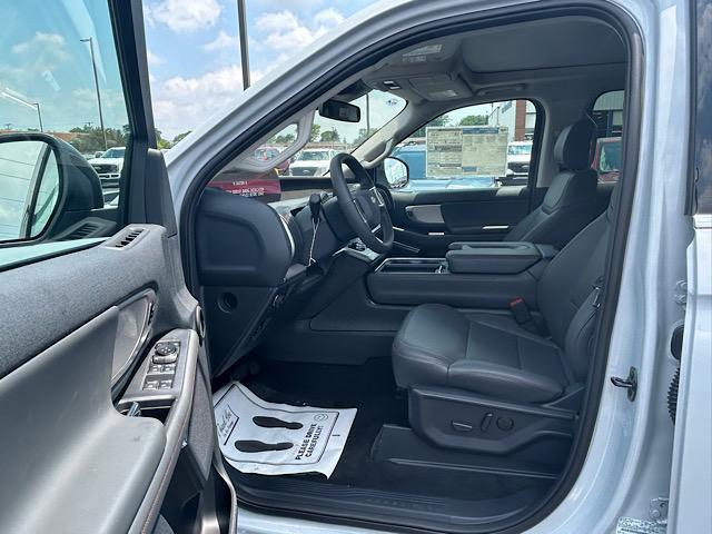 new 2025 Ford Expedition Max car, priced at $73,900
