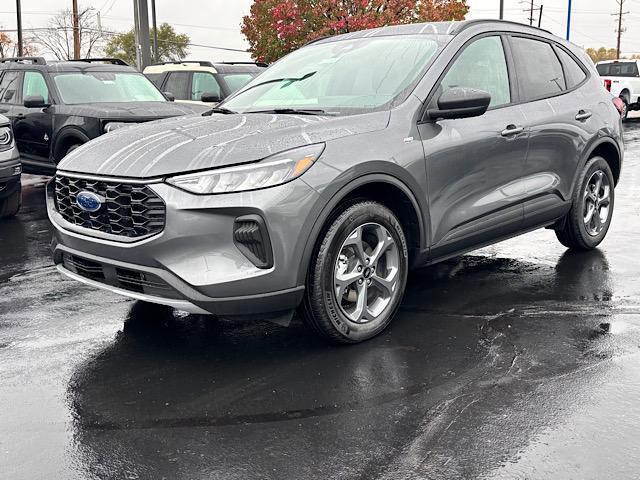 new 2025 Ford Escape car, priced at $32,300