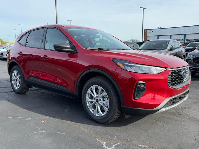 new 2025 Ford Escape car, priced at $29,200