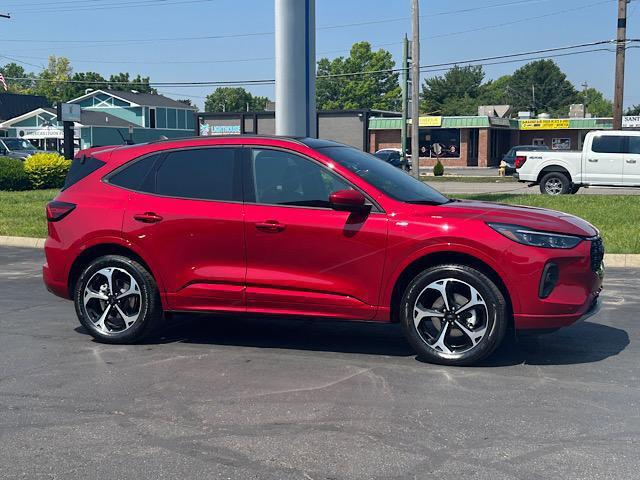 new 2025 Ford Escape car, priced at $37,900