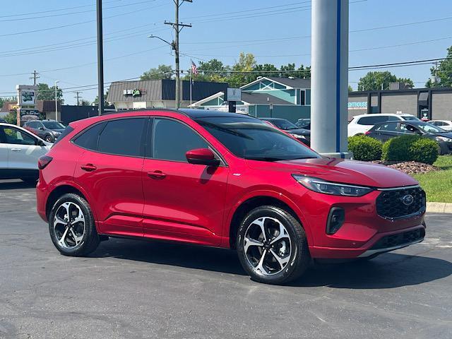new 2025 Ford Escape car, priced at $37,900