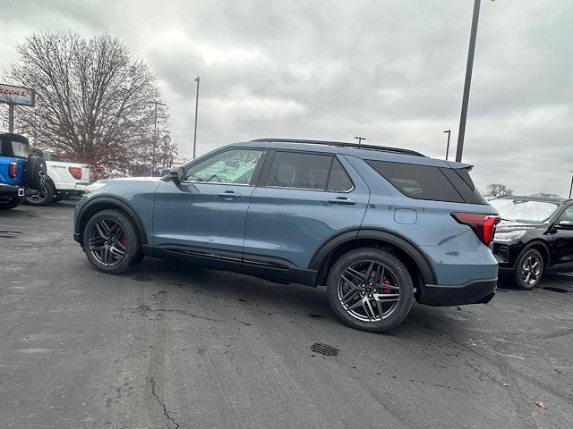 new 2025 Ford Explorer car, priced at $54,300