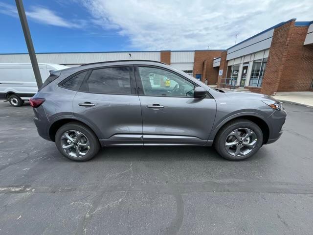 new 2024 Ford Escape car, priced at $31,900