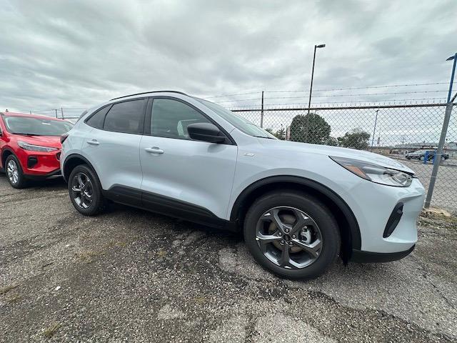 new 2025 Ford Escape car, priced at $33,900