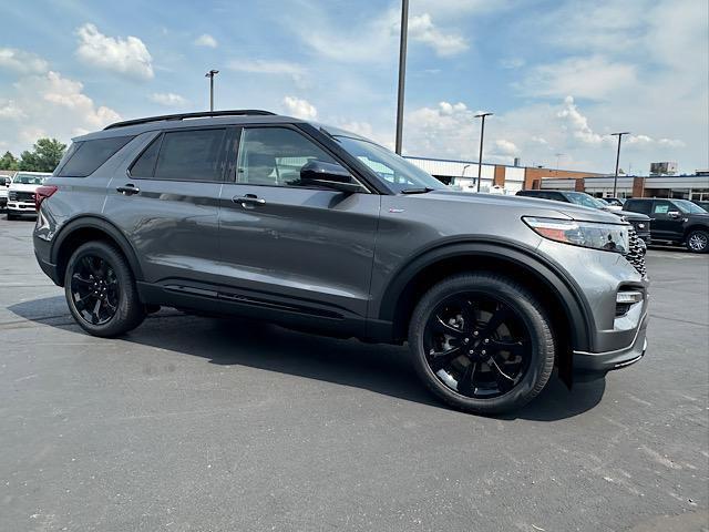 new 2024 Ford Explorer car, priced at $47,500