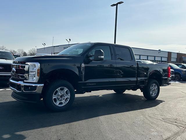 new 2025 Ford F-250 car, priced at $67,600