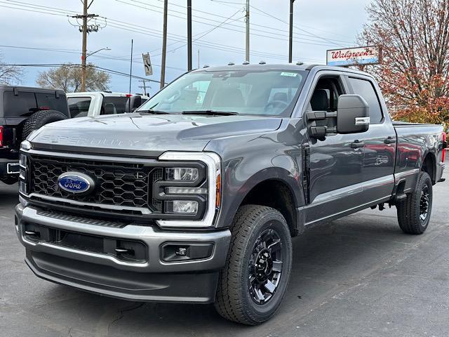 new 2024 Ford F-350 car, priced at $57,900