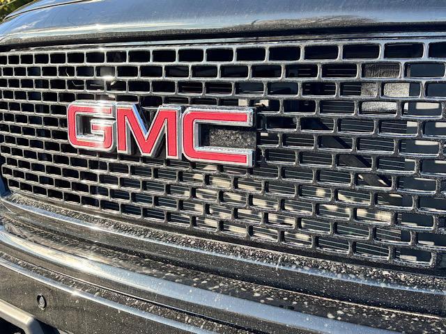 used 2015 GMC Sierra 1500 car, priced at $24,998