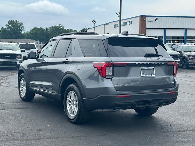 new 2025 Ford Explorer car, priced at $41,200