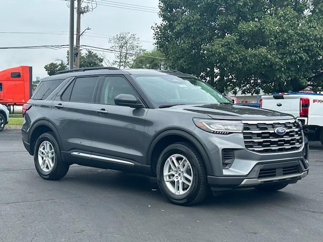 new 2025 Ford Explorer car, priced at $41,200
