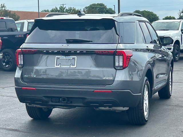 new 2025 Ford Explorer car, priced at $41,200
