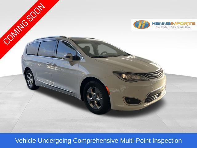 used 2018 Chrysler Pacifica Hybrid car, priced at $19,100