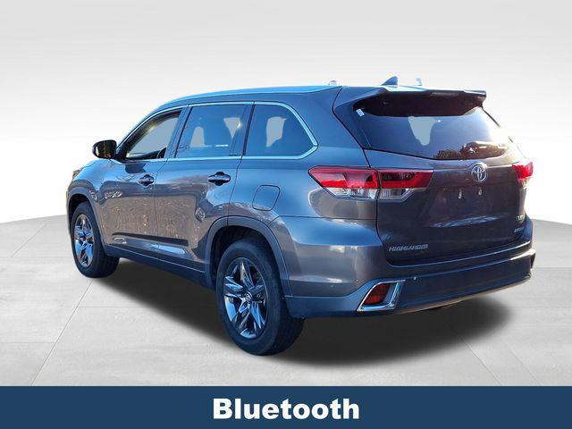 used 2018 Toyota Highlander car, priced at $21,900