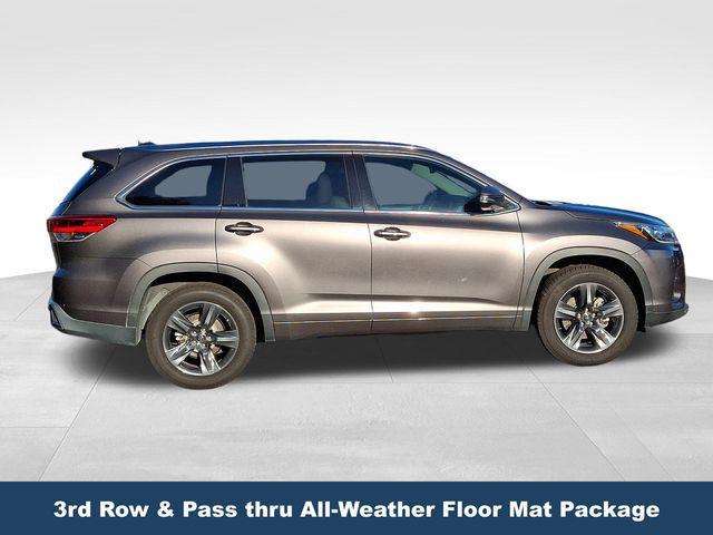 used 2018 Toyota Highlander car, priced at $21,900