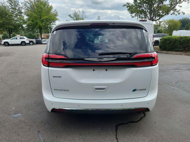 used 2022 Chrysler Pacifica Hybrid car, priced at $18,700