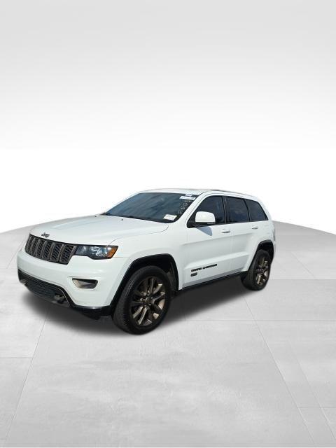 used 2016 Jeep Grand Cherokee car, priced at $15,700