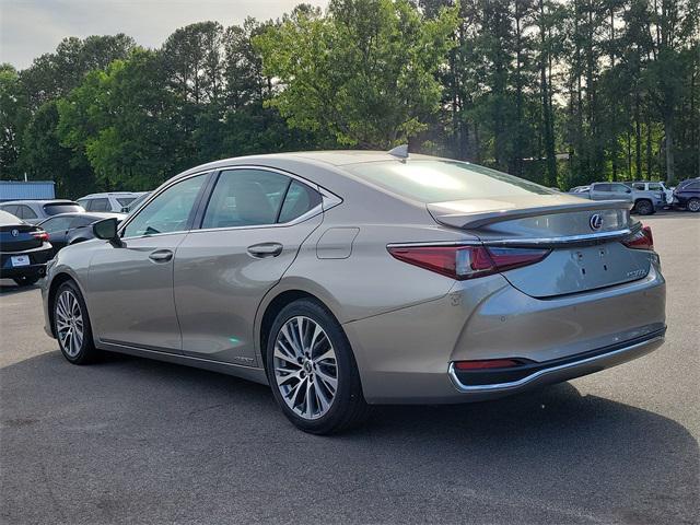 used 2020 Lexus ES 300h car, priced at $28,900