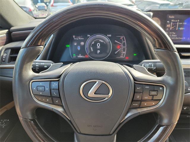 used 2020 Lexus ES 300h car, priced at $28,900