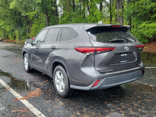 used 2021 Toyota Highlander car, priced at $23,900