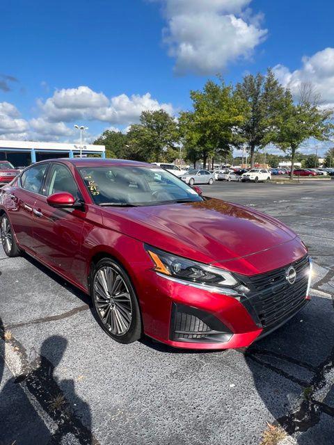 used 2023 Nissan Altima car, priced at $23,597