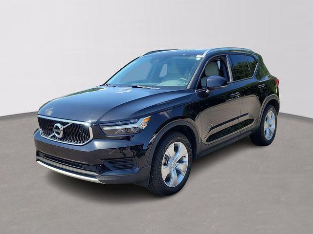 used 2020 Volvo XC40 car, priced at $15,400