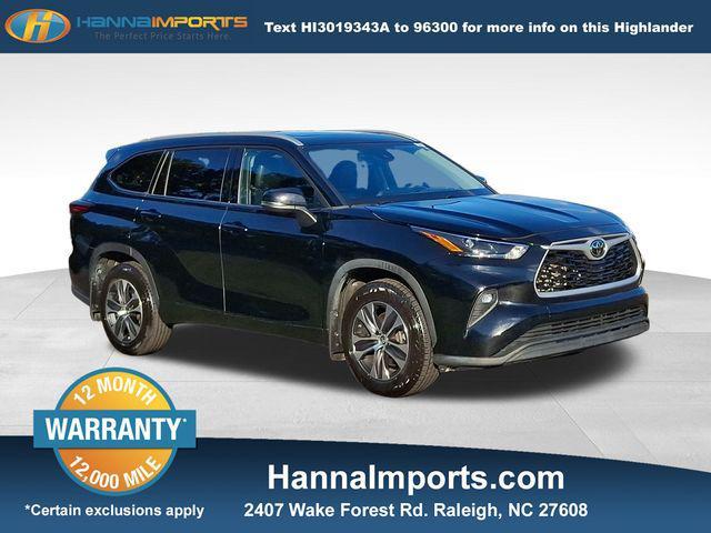 used 2022 Toyota Highlander car, priced at $31,000