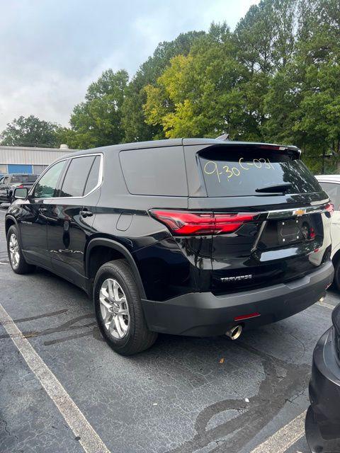 used 2023 Chevrolet Traverse car, priced at $25,497