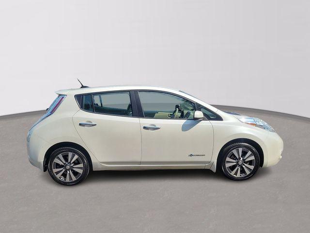 used 2015 Nissan Leaf car, priced at $5,521