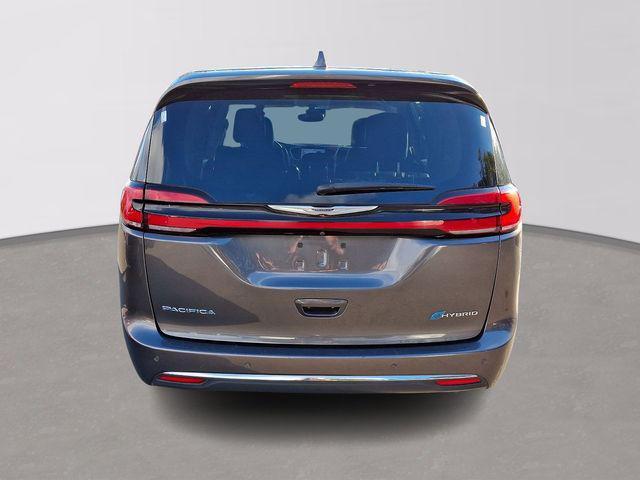 used 2022 Chrysler Pacifica Hybrid car, priced at $19,100